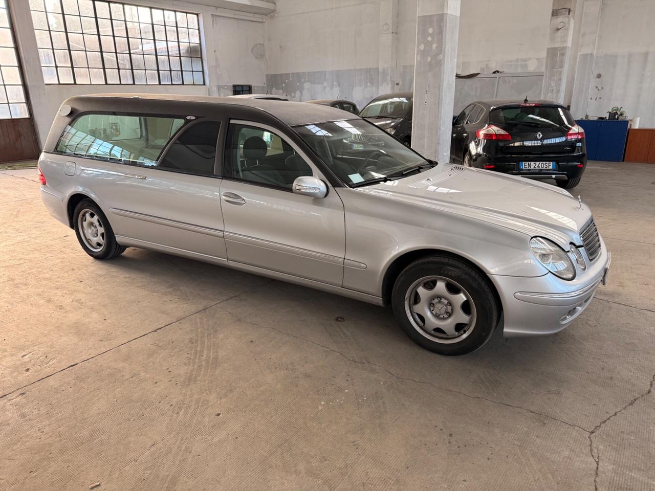Mercedes-benz CARRO FUNEBRE
