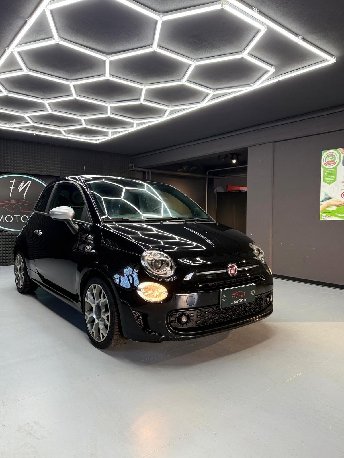 Fiat 500 1.0 Hybrid Rockstar