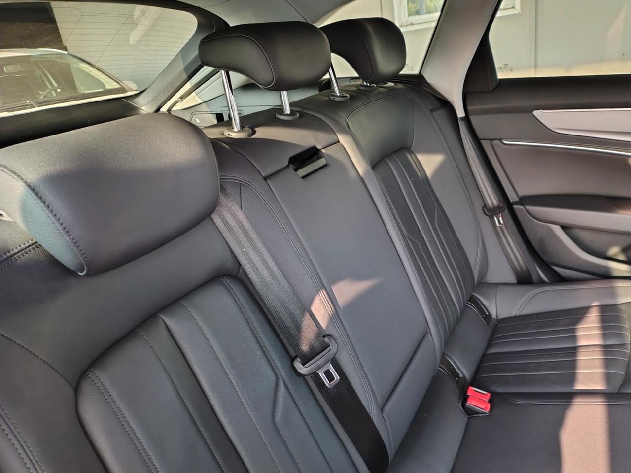 Audi A6 40 2.0 TDI quattro ultra S tronic Business Design