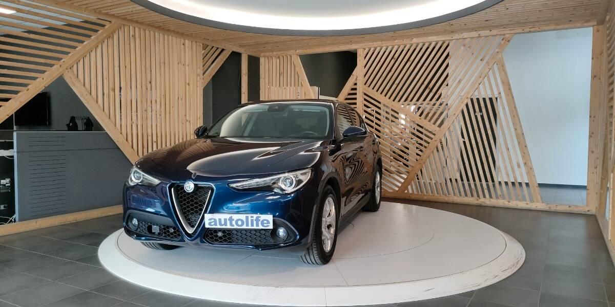 Alfa Romeo Stelvio 2.2 t Business rwd 160cv auto