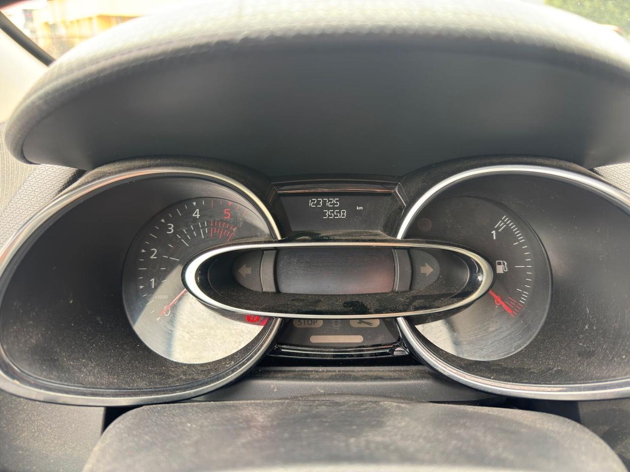 Renault Clio dCi 8V 75 CV Start&Stop 5 porte Energy Intens