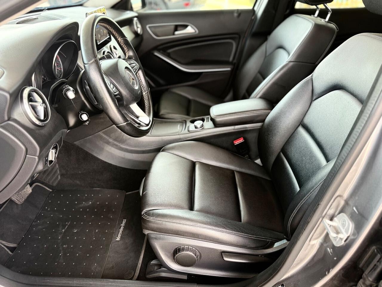 Mercedes GLA 200d 4Matic Enduro *TETTO*CRONOLOGIA TAGLIANDI