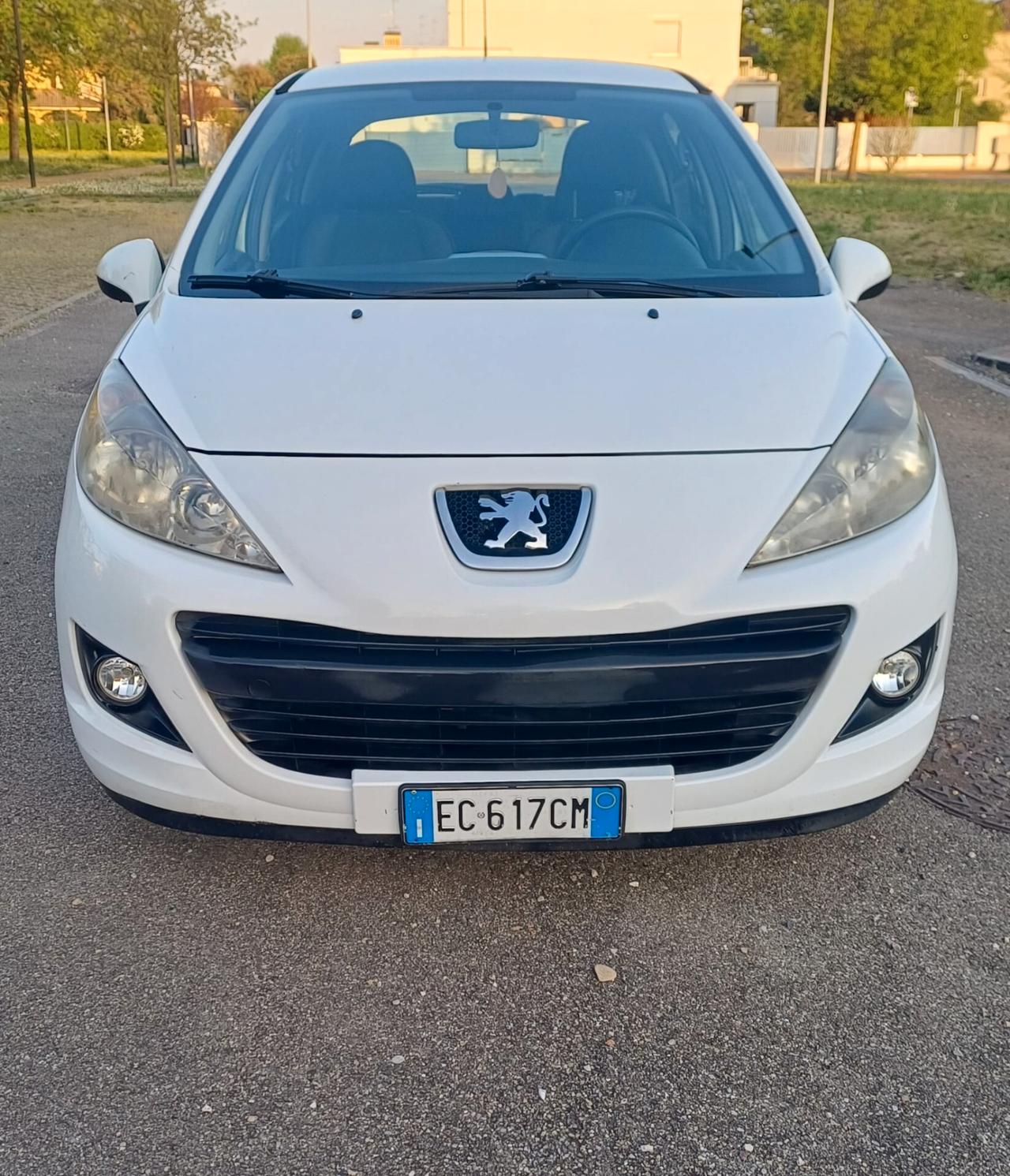 Peugeot 207 1.4 8V 75CV 5p. Energie Sport ECO GPL