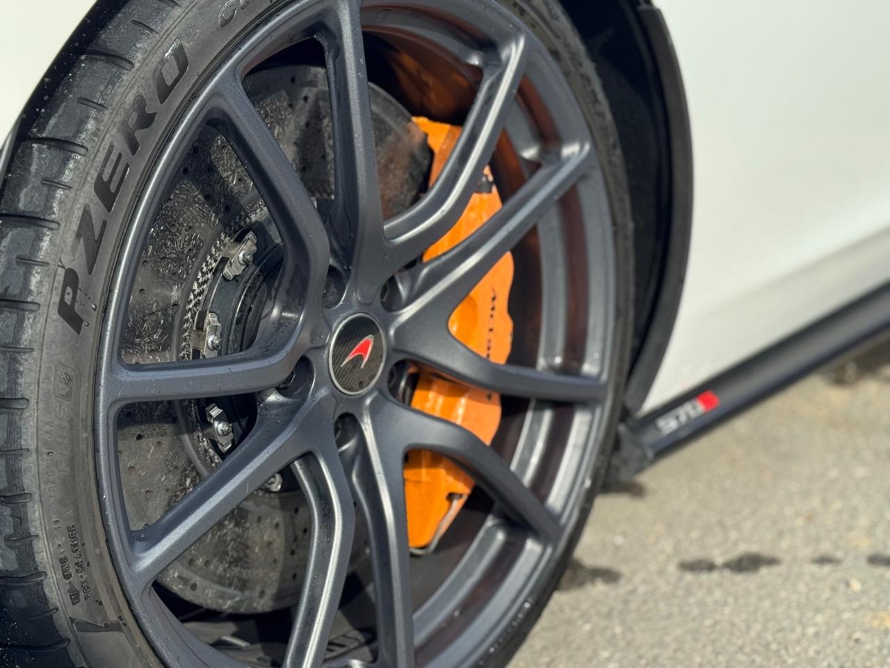 MCLAREN 570S 3.8 BT 570 CV SOLLEVATORE CARBOCERAMICA FULL