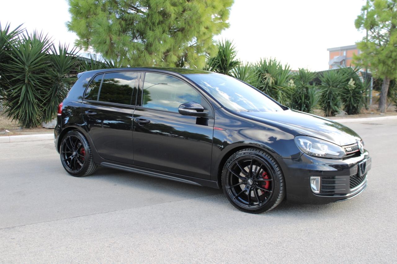 Volkswagen Golf 2.0 TSI DSG 5p. GTI