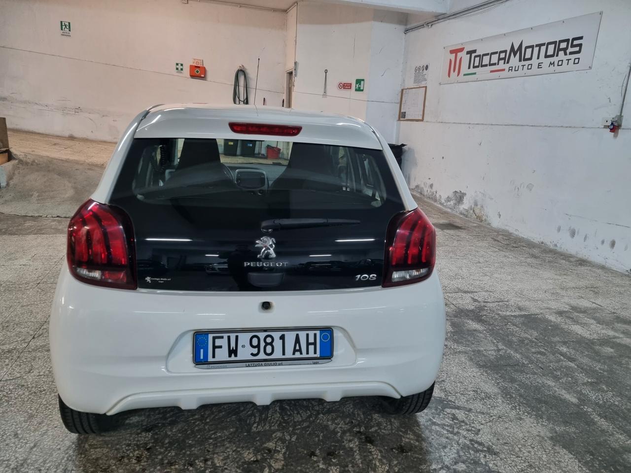 Peugeot 108 VTi 72 S&S 5 porte Allure