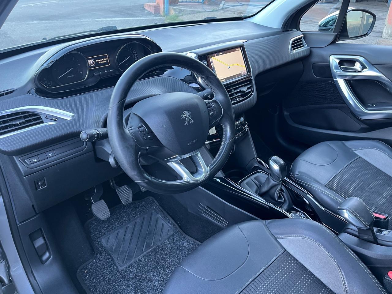 Peugeot 2008 BlueHDi 100 Allure-km192000-
