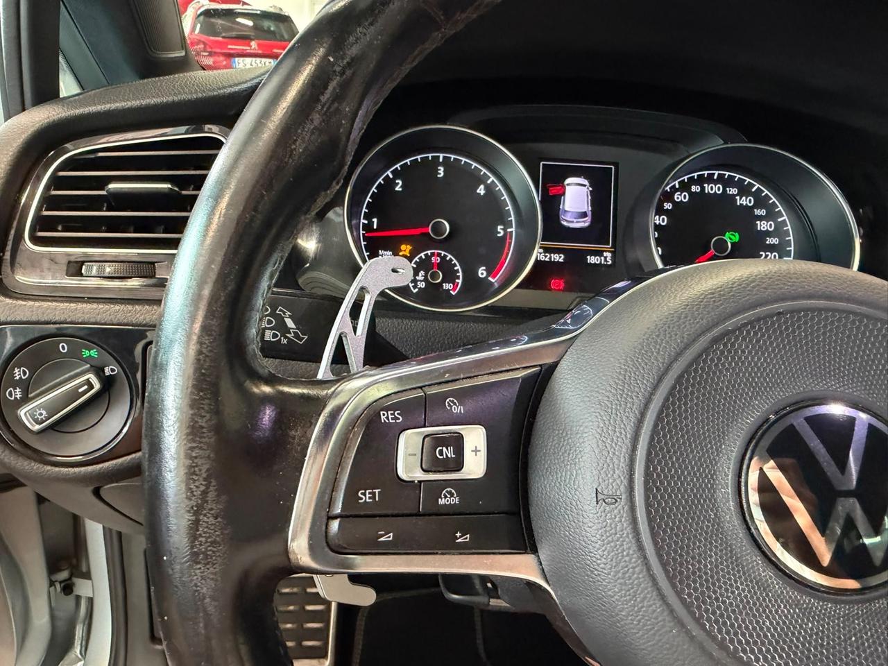 Golf 7.5 2.0 TDI DSG R-LINE 12.500€!!!