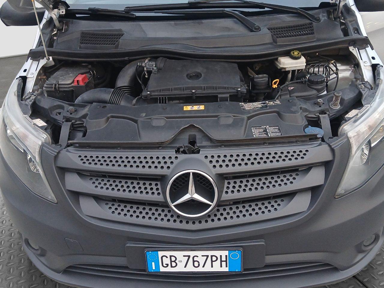 MERCEDES Vito 114 cdi long E6