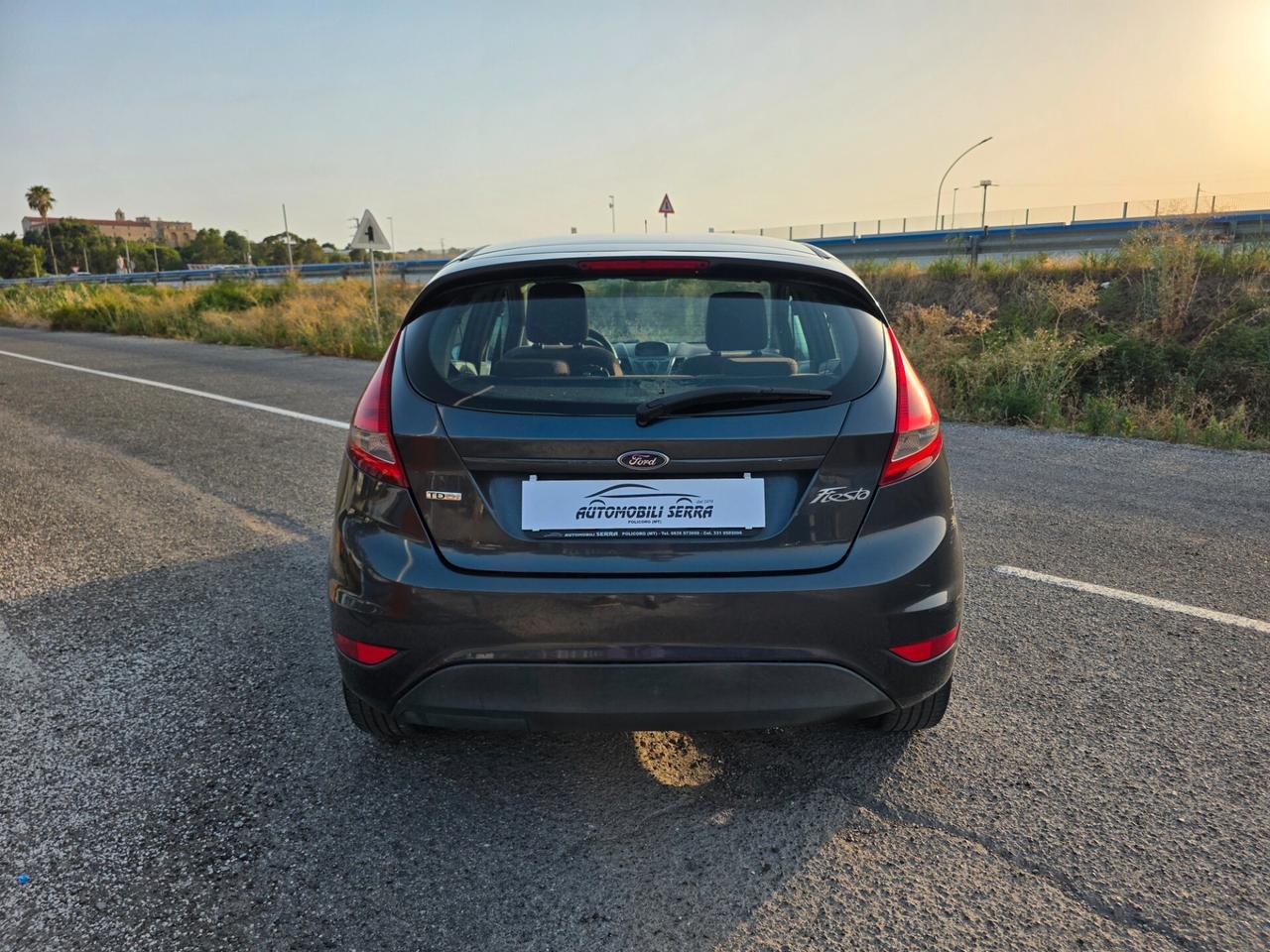 Ford Fiesta 1.4 TDCi 5p. Ghia