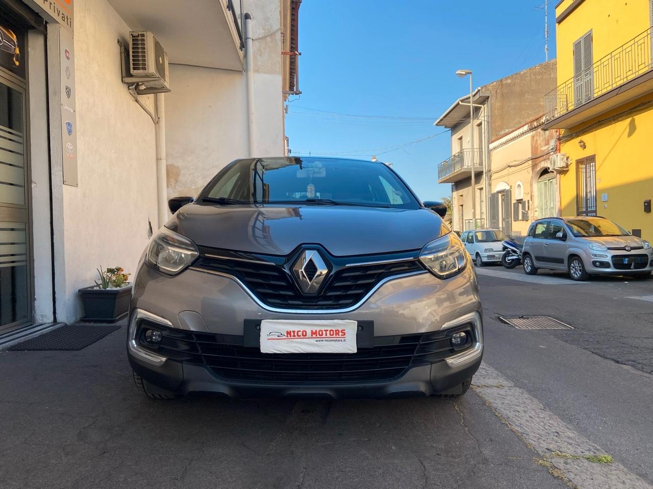 Renault Captur dCi 8V 90 CV EDC Business