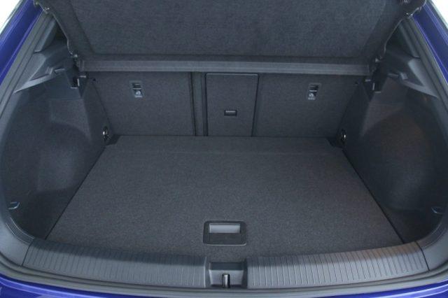 VOLKSWAGEN T-Roc 1.0 TSI R-Line Fari IQ.Light LED/Cerchi 18''