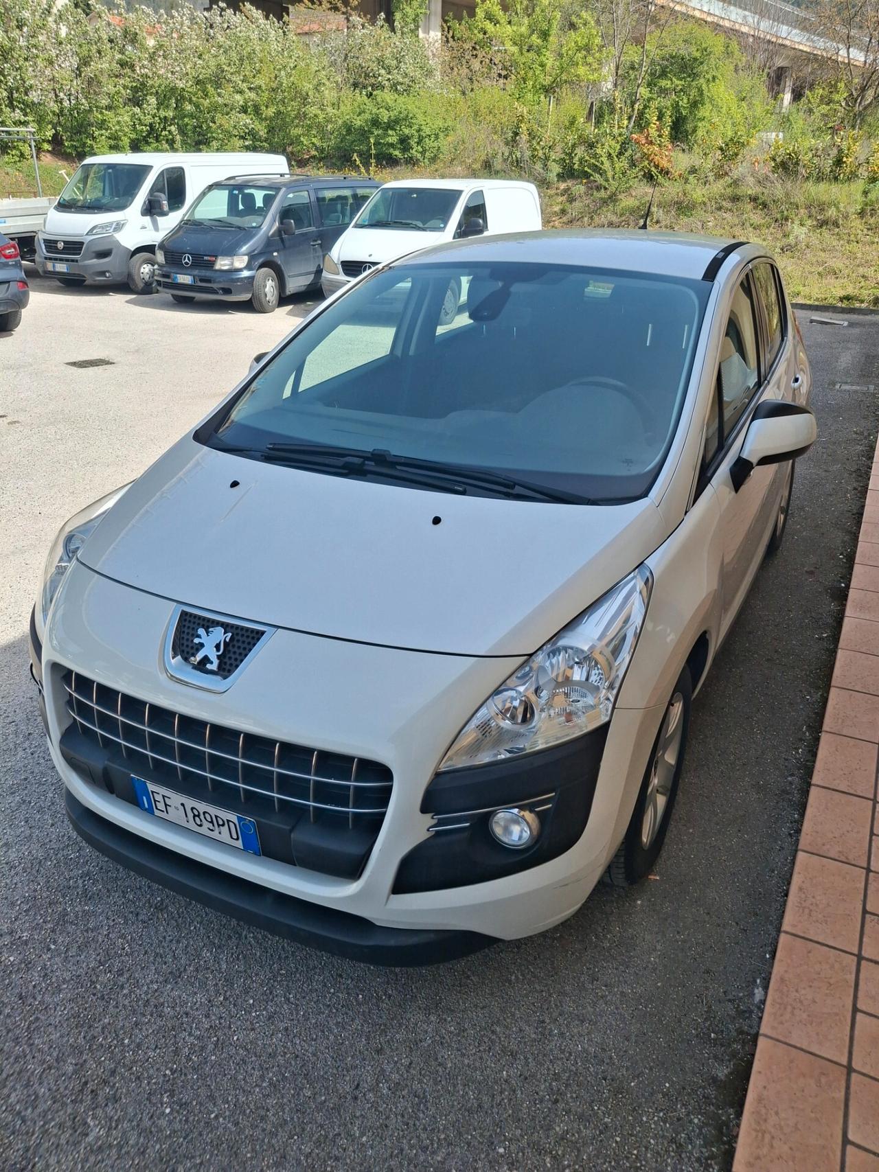 Peugeot 3008 1.6 HDi 112CV Tecno