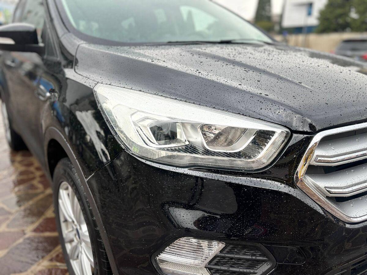 Ford Kuga 2.0 tdci Business s&s 2wd 120cv powershift my19.25