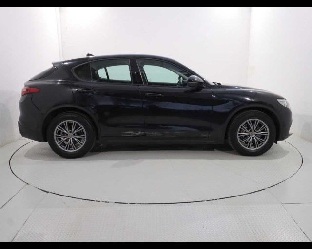 ALFA ROMEO Stelvio 2.2 Turbodiesel 160 CV AT8 RWD Business