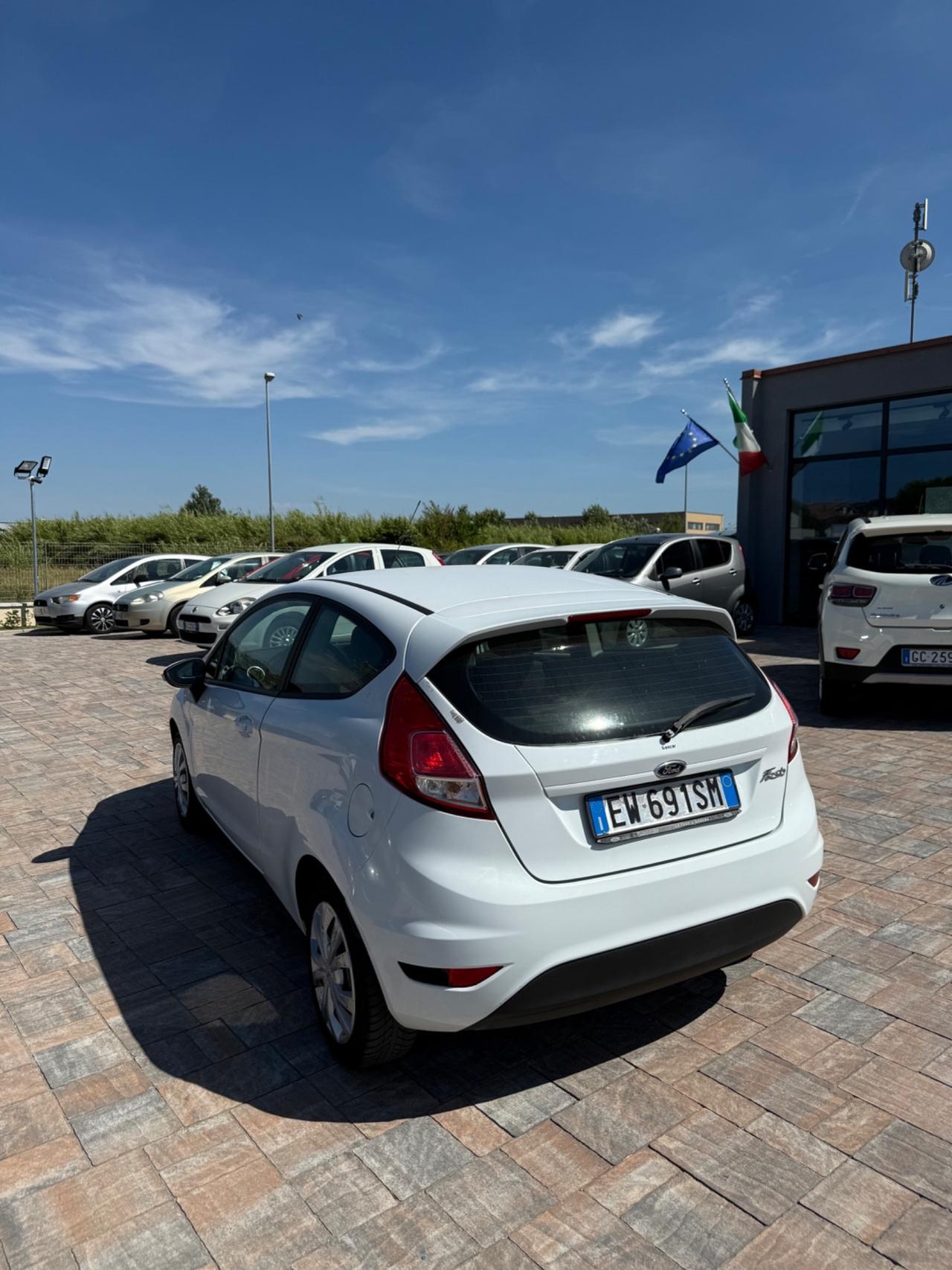 Ford Fiesta 1.4 3 porte Bz.- GPL