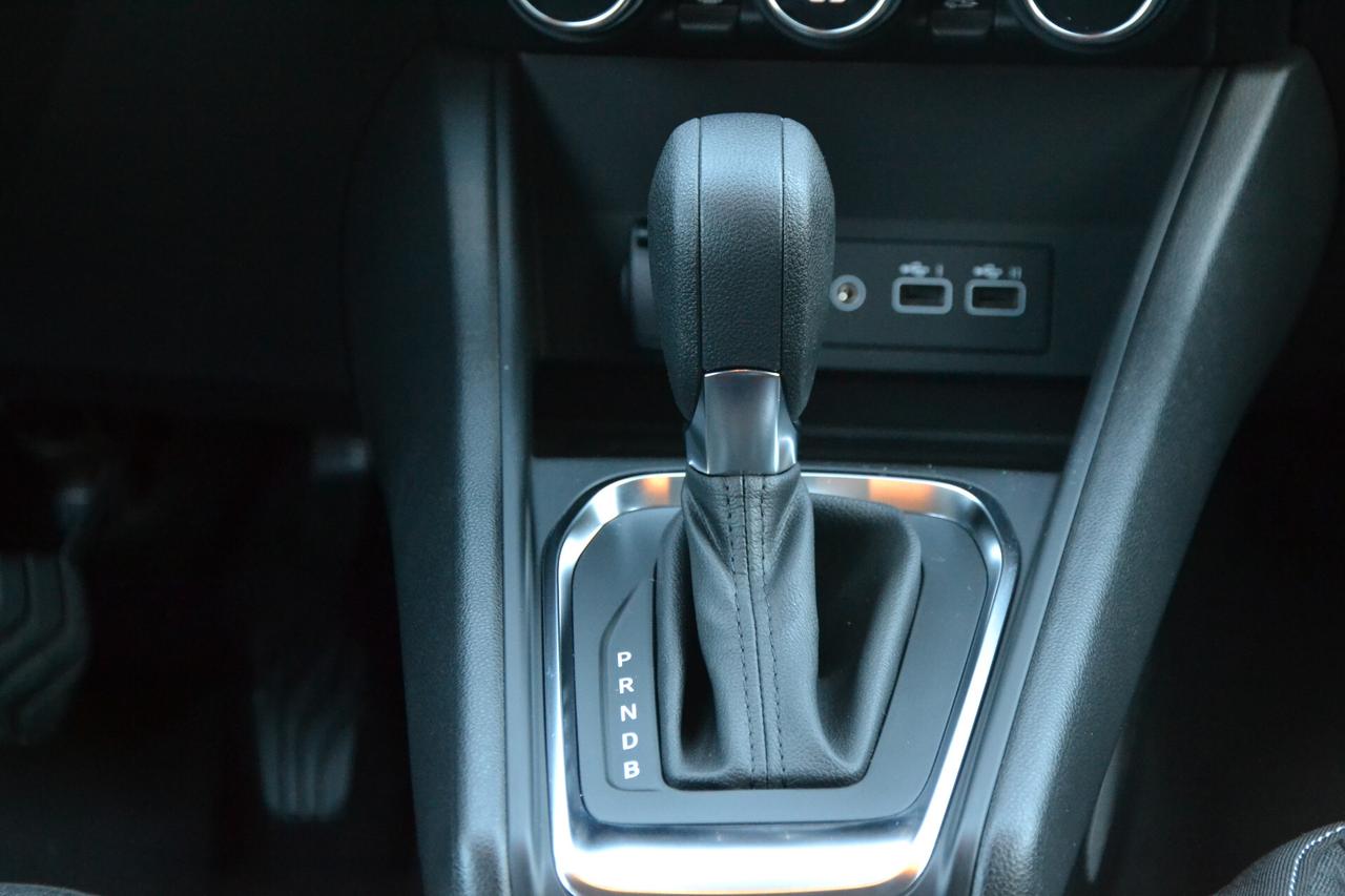 Renault Captur 1.6 FULL HYBRID E-TECH 145CV N1 AUTOCARRO *KM10000