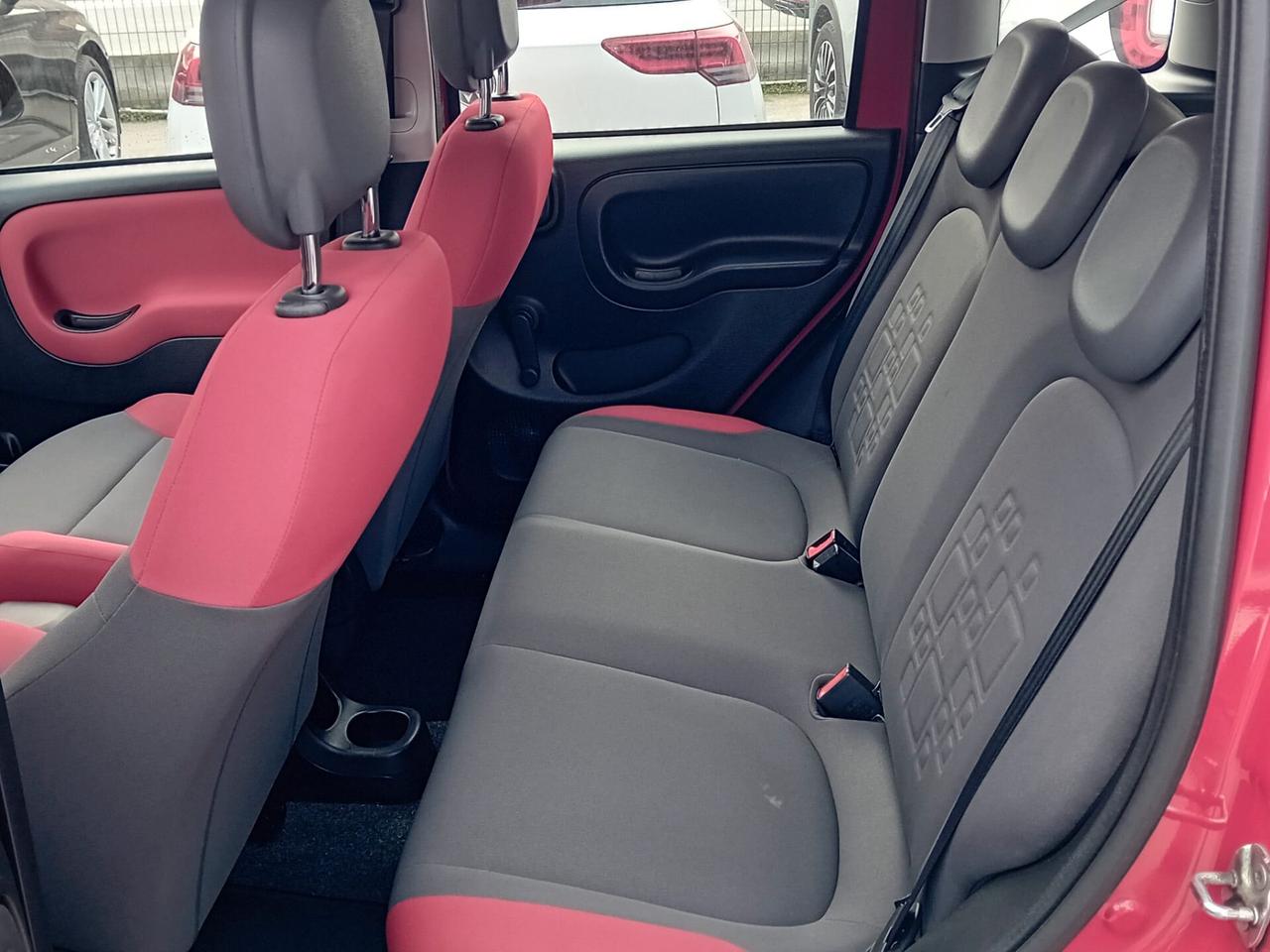 Fiat Panda 1.2 Lounge 5 posti