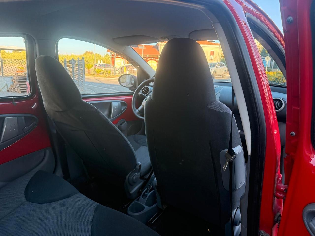 Toyota Aygo 1.0 12V VVT-i 5 porte Sol