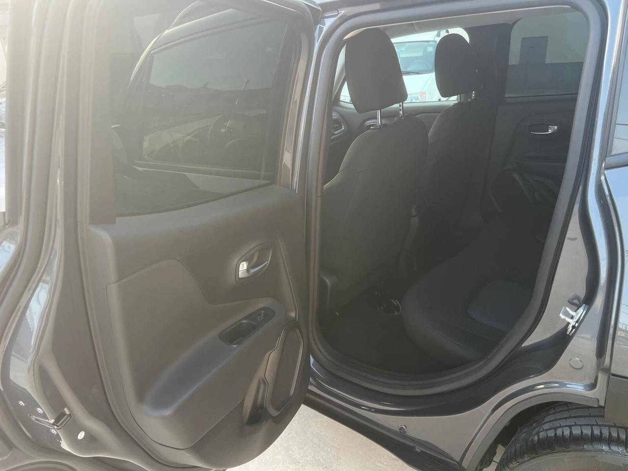 Jeep Renegade 1.6 Mjt 130 CV Longitude