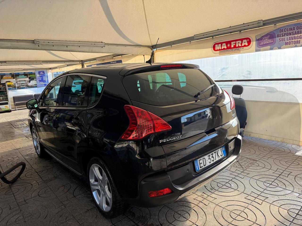 Peugeot 3008 1.6 HDi 110CV cambio robotizzato Outdoor