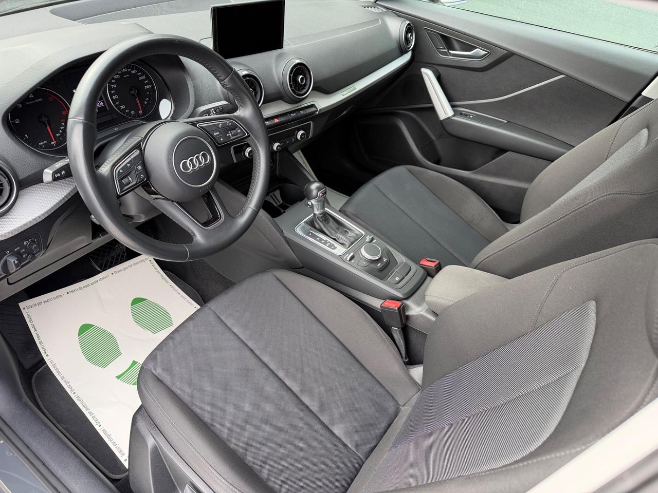 Audi Q2 30 TDI S tronic Identity Black