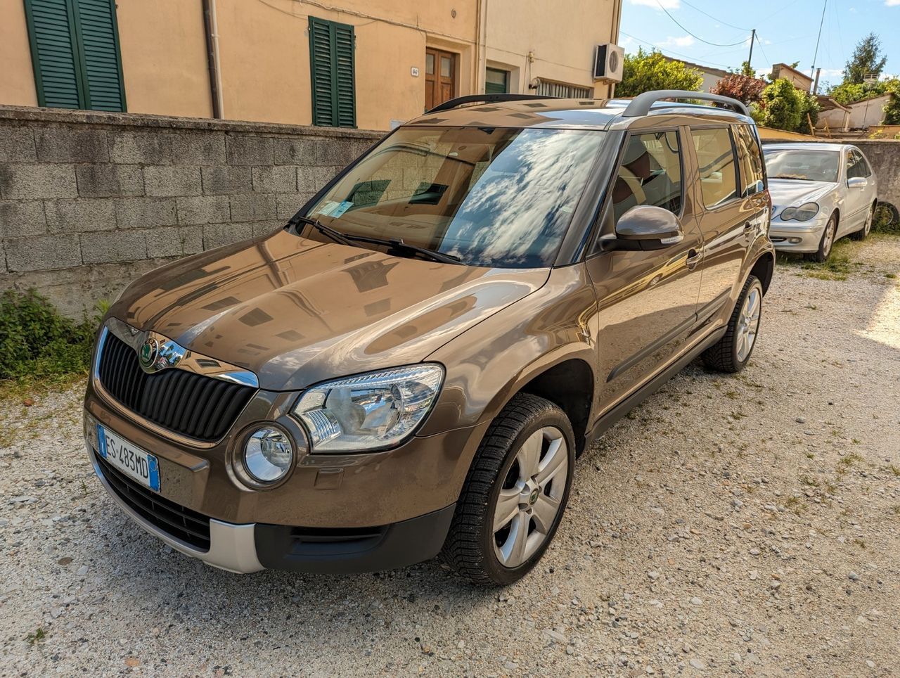 Skoda Yeti 2.0 TDI CR 140CV DSG 4x4 Ambition