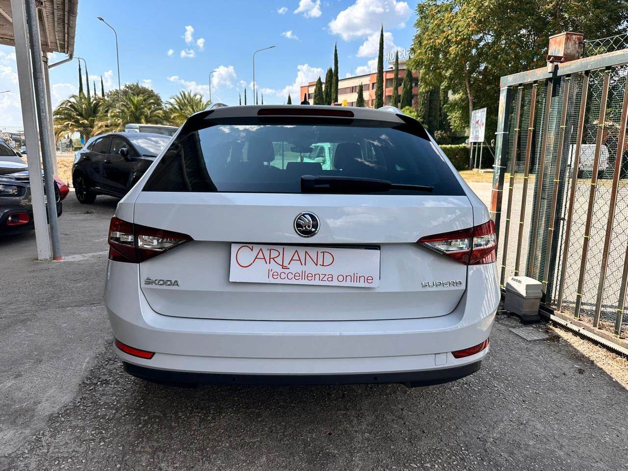 Skoda Superb 2.0 TDI DSG Ambition