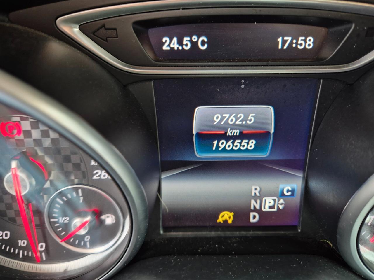 Mercedes-benz A 180 d Automatic Premium AMG 7G