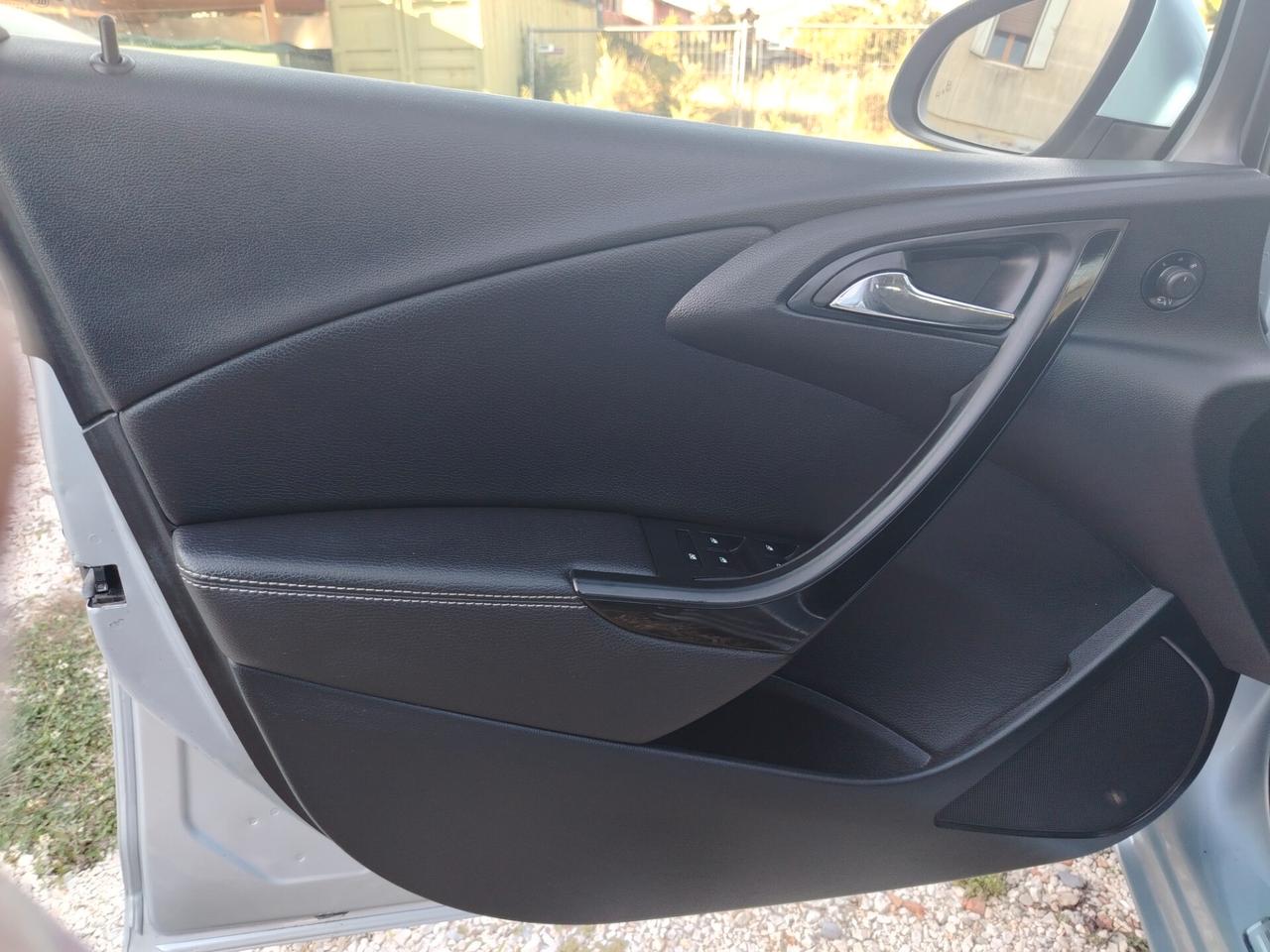 Opel Astra 1.6 CDTI EcoFLEX S&S Sports Tourer Cosmo
