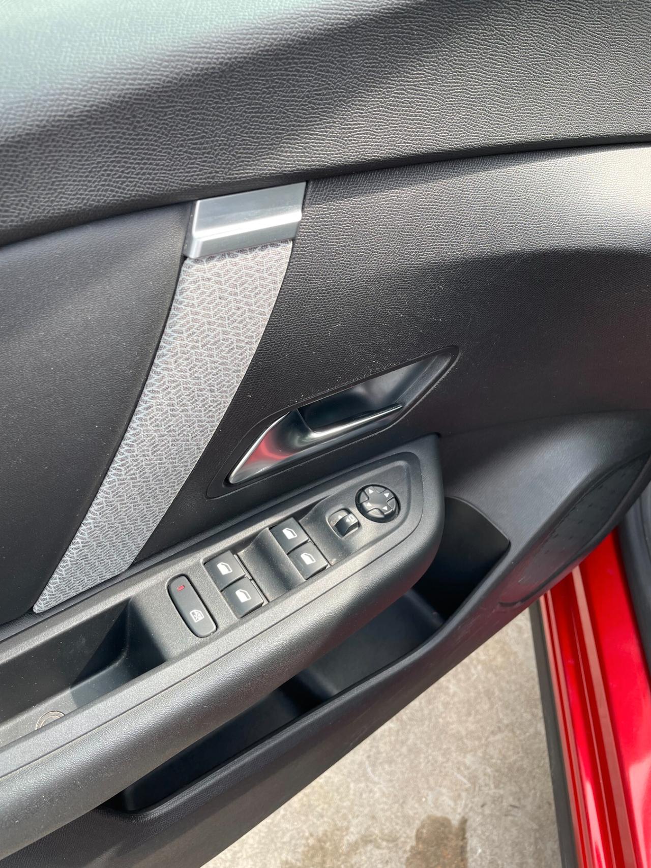 CITROEN C4 1.2 PureTech 130 S&S SHINE