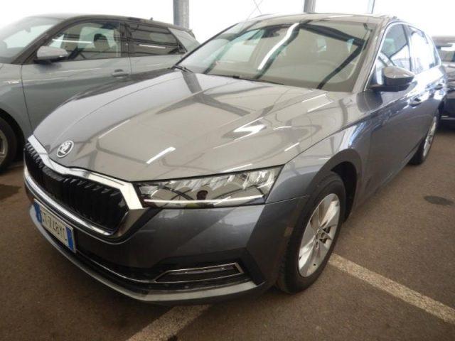 SKODA Octavia 2.0 TDI EVO SCR 150 CV DSG Wagon Executive