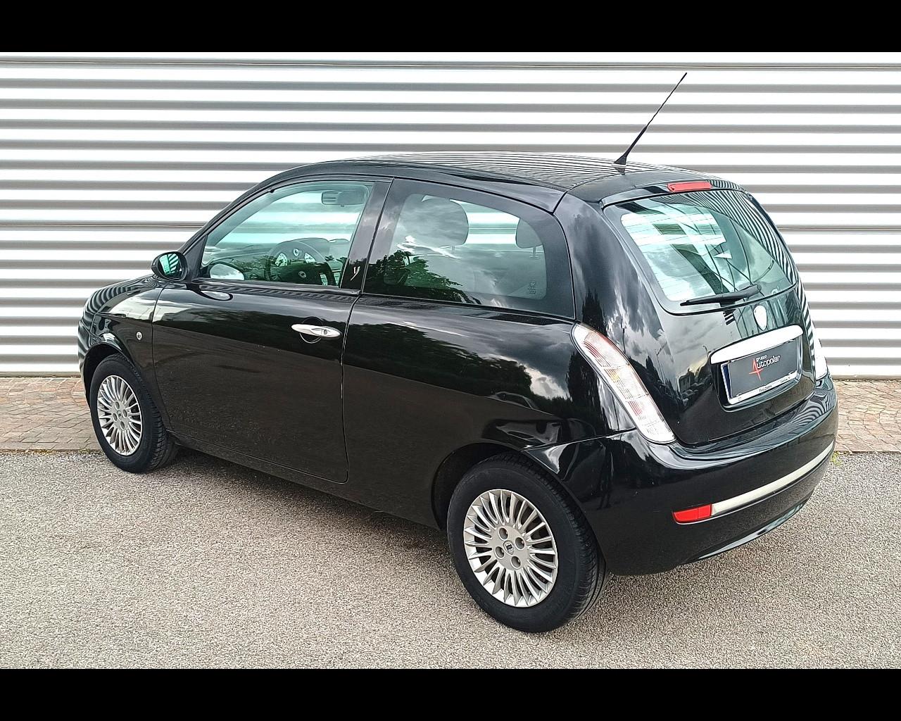 LANCIA YPSILON 1.2 8V 60CV ORO