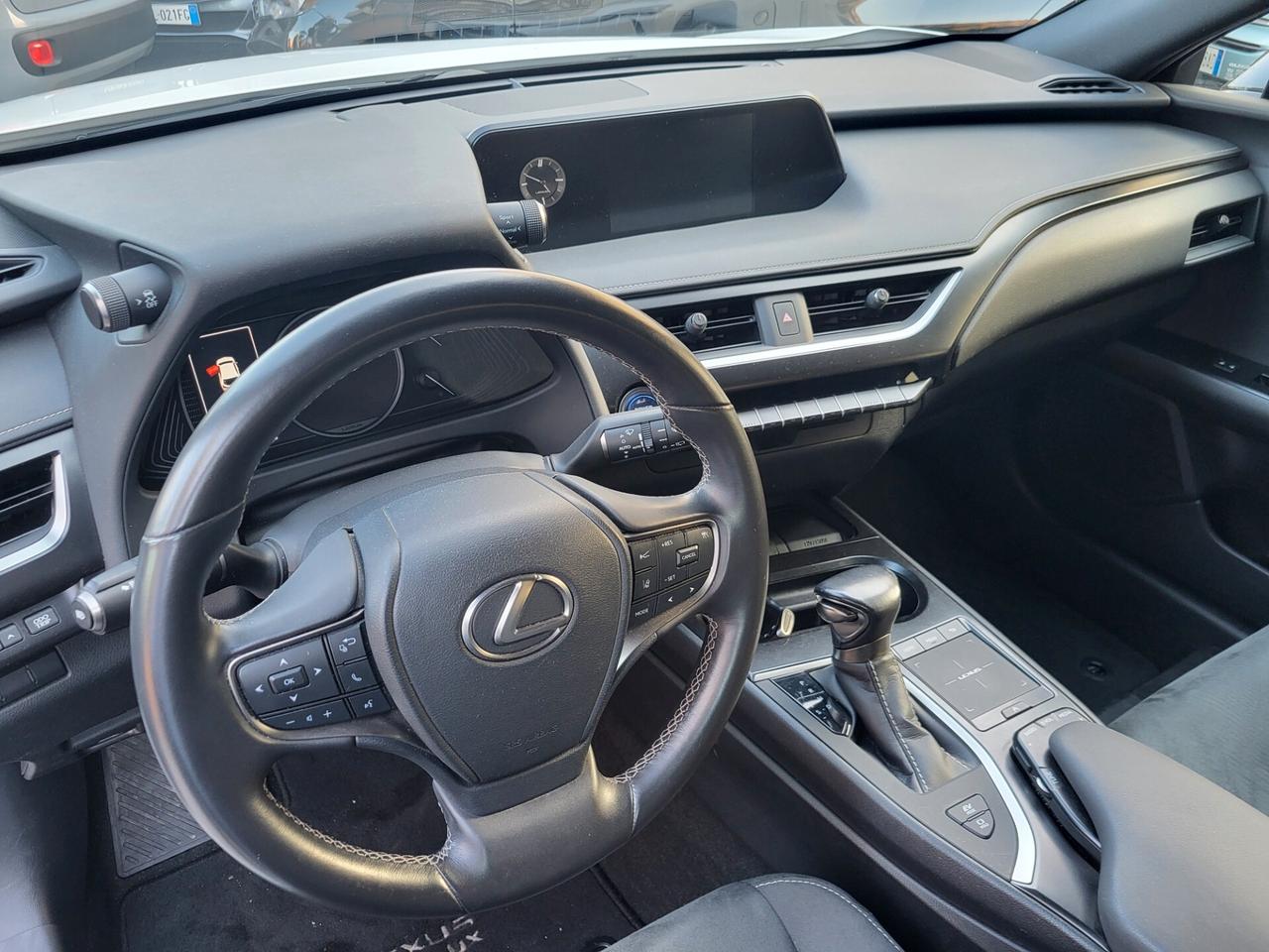 LEXUS UX 250H CVT Hybrid Executive