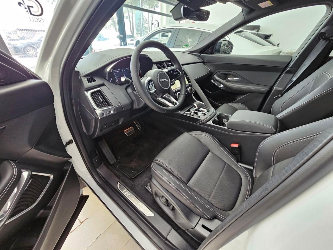 Jaguar E-Pace 2.0D I4 163 CV AWD Auto R-Dynamic SE