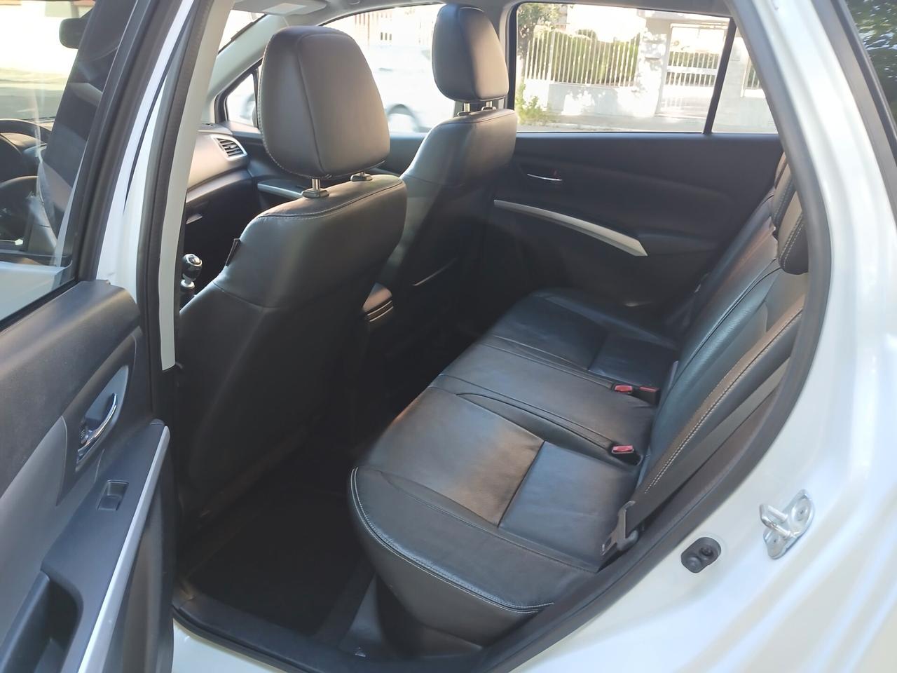 Suzuki S-Cross 1.6 DDiS Start&Stop 4WD All Grip Top