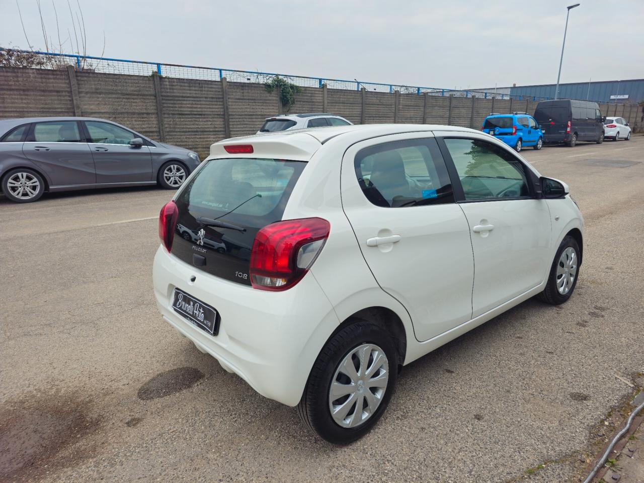 Peugeot 108 5 porte Allure Bleutooth 43.000km