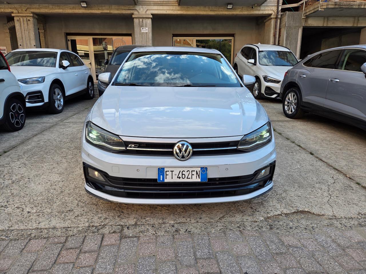 Polo 1.6 TDI 95 CV DSG 5p. R-LINE