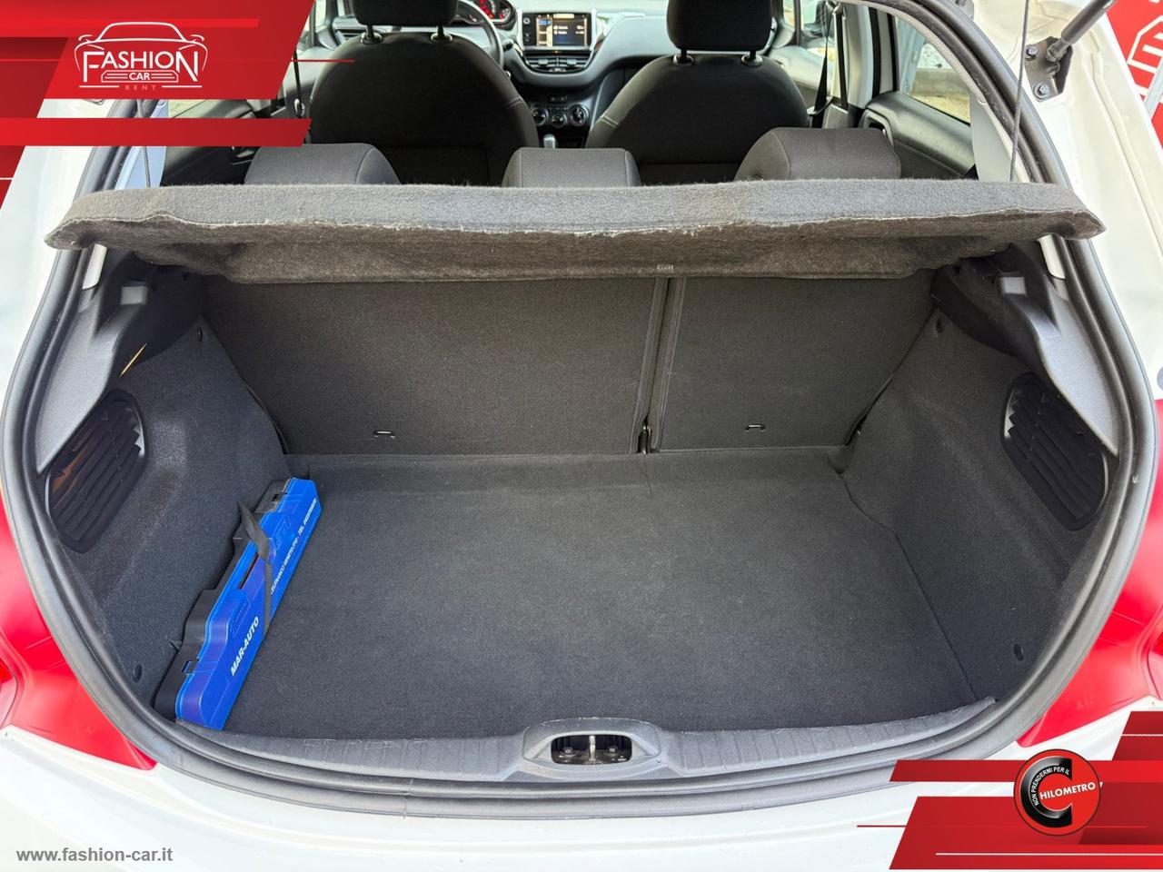 PEUGEOT 208 1.4 HDi 68 CV 5p. Business