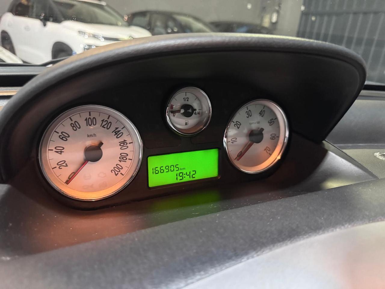 Lancia Ypsilon Diesel Manuale