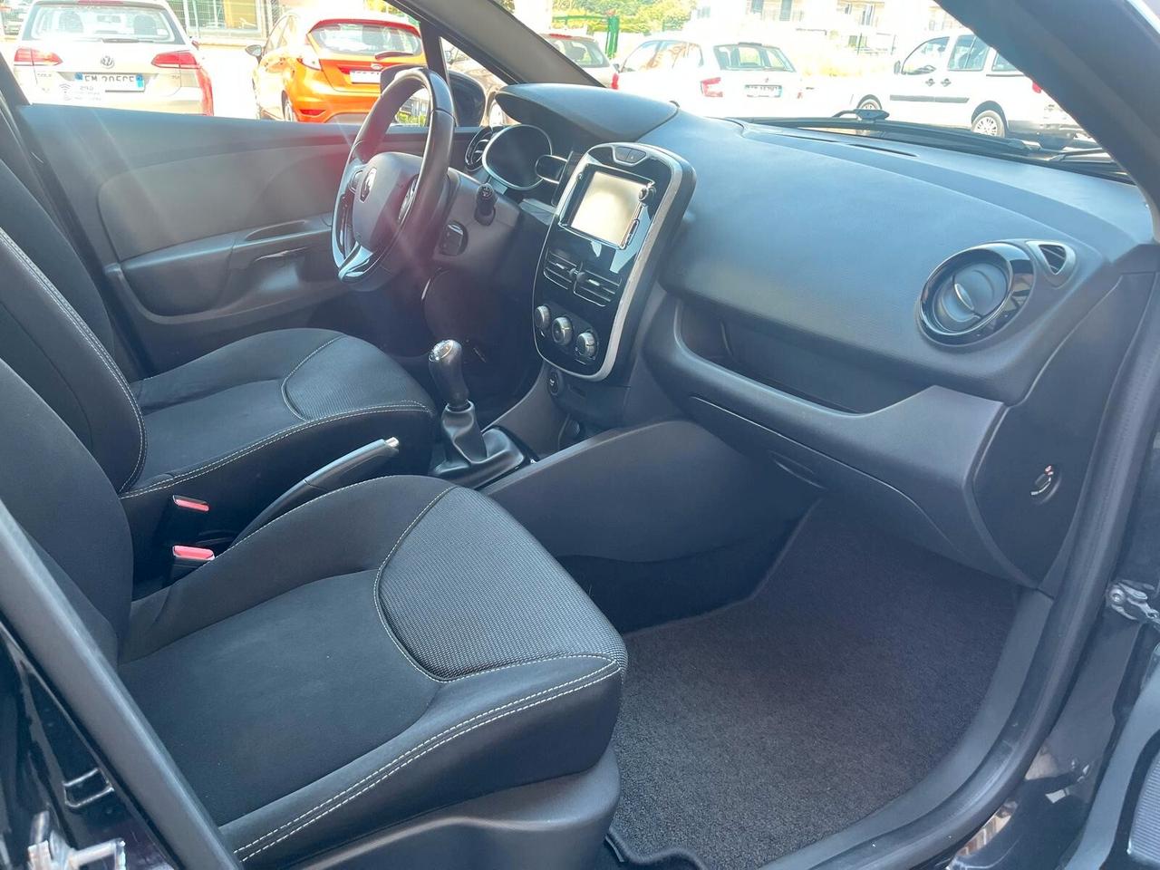 Renault Clio Clio 5p 1.2 EXPRESSION 75cv-NEOPATENTATI OK