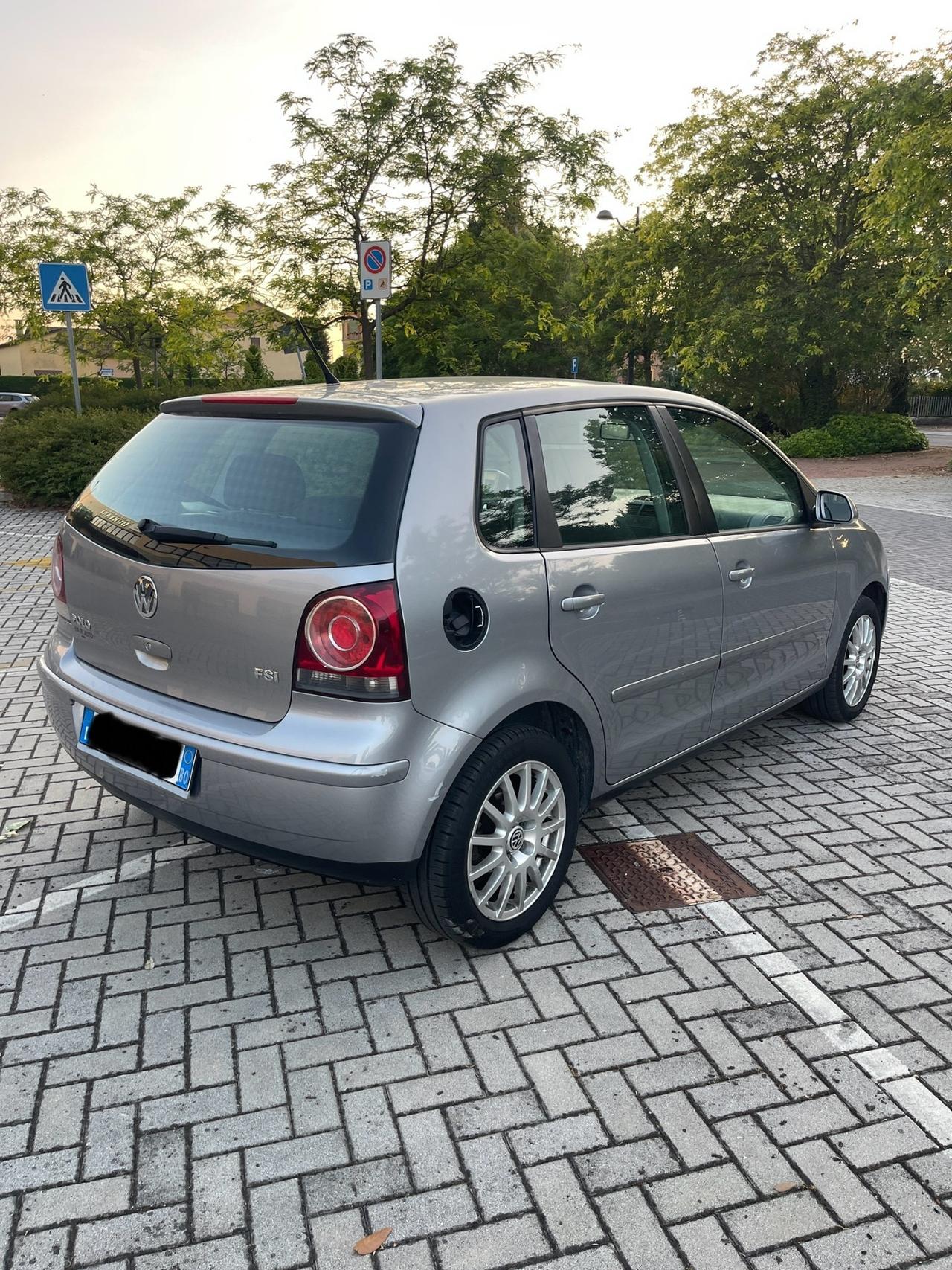 Volkswagen Polo 1.4 sportline