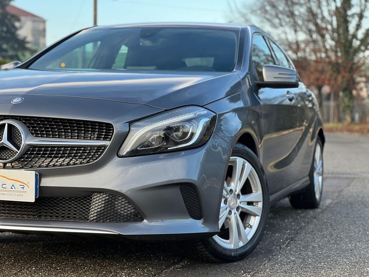 Mercedes-Benz A 180 Sport A 180 D