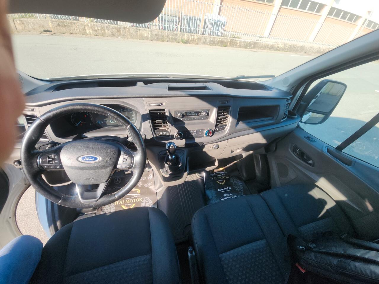 Ford Transit Doppia Cabina 7 posti