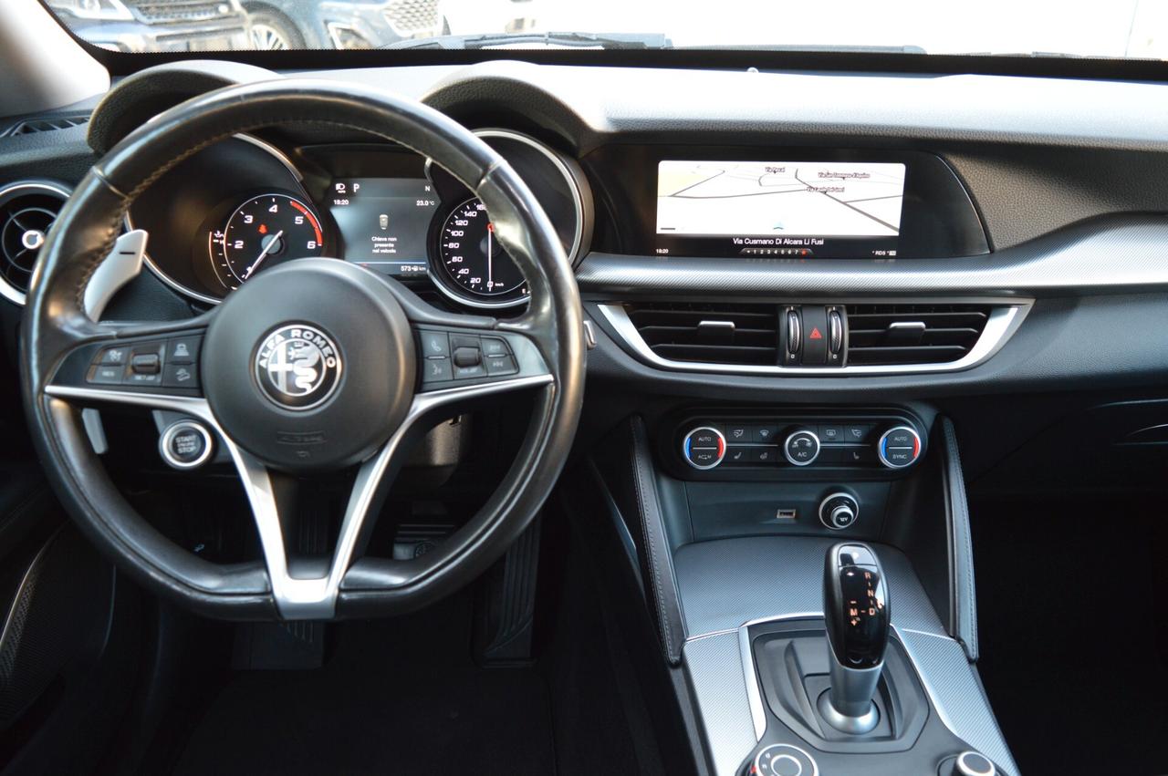 Alfa Romeo Stelvio 2.2 Turbodiesel 210 CV AT8 Q4 Executive