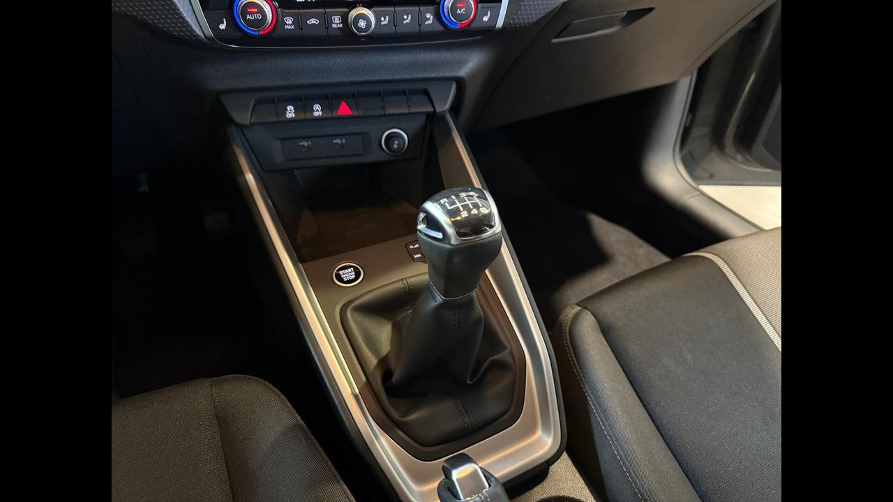 AUDI A1 II 2022 allstreet - A1 allstreet 30 1.0 tfsi Business 116cv