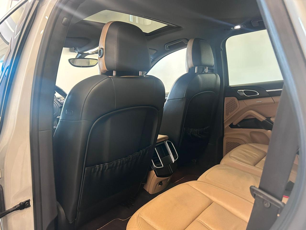 Porsche Cayenne 3.0 Diesel 245CV Platinum TETTO - 2014