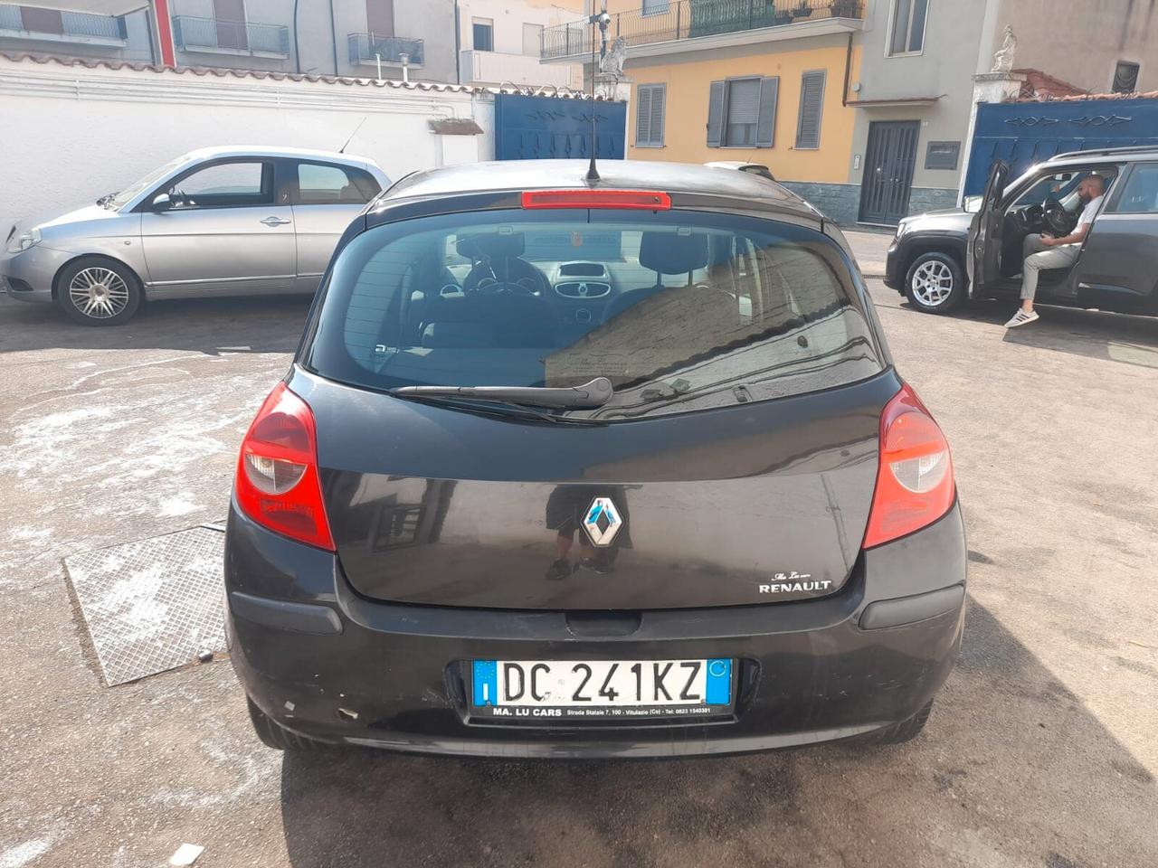 Renault Clio 1.5cc diesel(PRIVATO)-2006