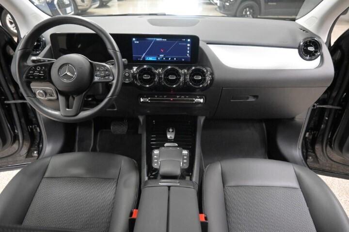 MERCEDES GLA 180D AUTOMATIC BUSINESS SOLUTION 115 CV