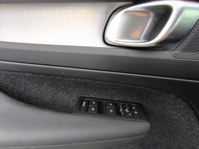 VOLVO XC40 B3 automatico Core